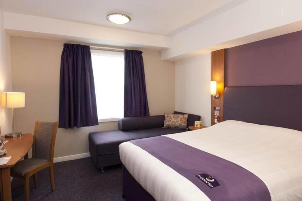 Premier Inn Greenock Luaran gambar